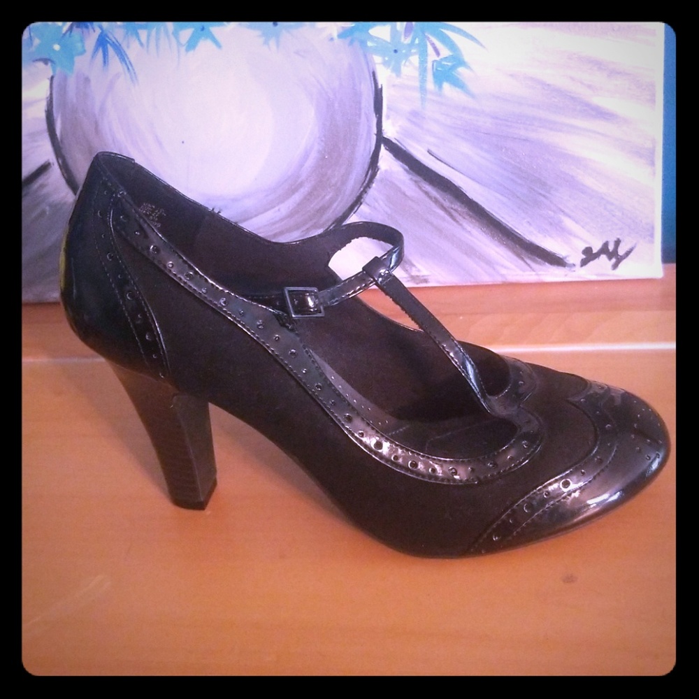 Black heels